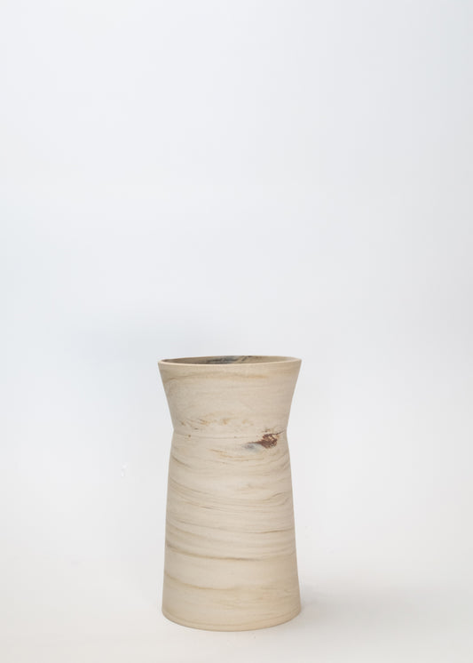 V2 Vase M